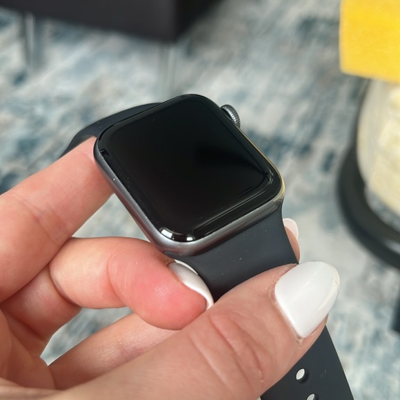 Apple Watch Series 4 - Picture 7 of 12